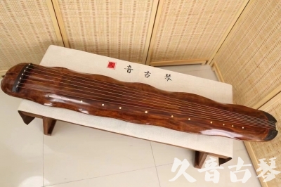 秦皇岛市●久音古琴  ●今日推荐20240831  【断纹蕉叶】